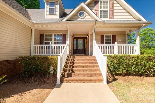 1530 Danlee Dr, Lancaster, SC, 29720-3000 | Card Image
