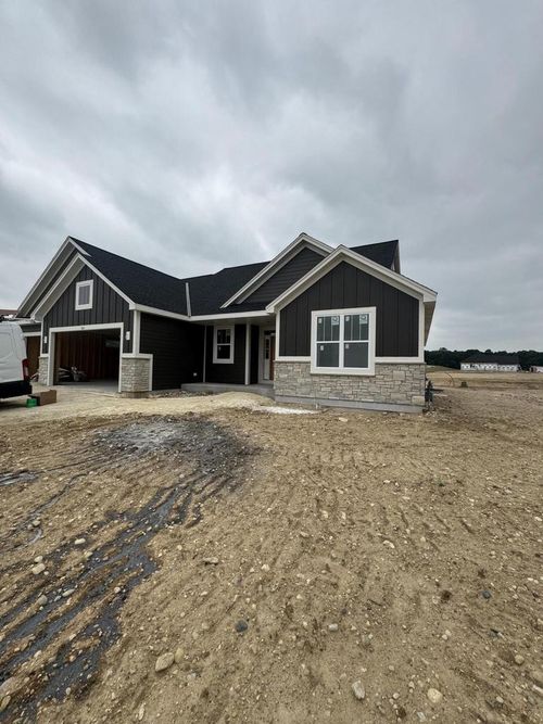 497 Limestone Lane, Slinger, WI, 53086 | Card Image