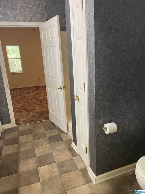 4530 Cades Cove Dr, Gardendale, AL, 35071-3664 | Card Image
