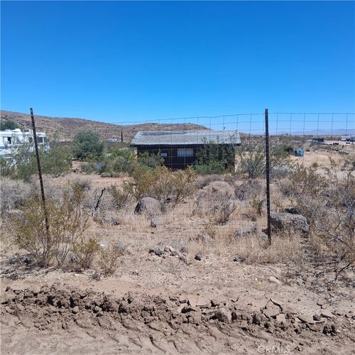 56524 Sunset Dr, Yucca Valley, CA, 92284-1982 | Card Image