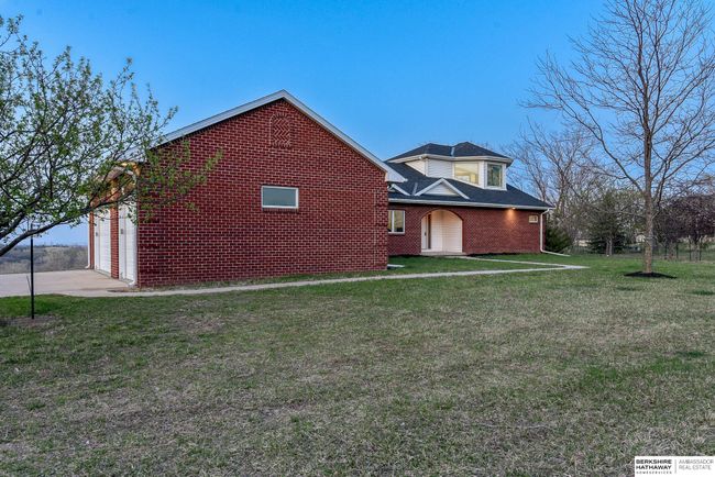 7881 Wisteria Way, House other with 5 bedrooms, 3 bathrooms and 3 parking in Fort Calhoun NE | Image 76