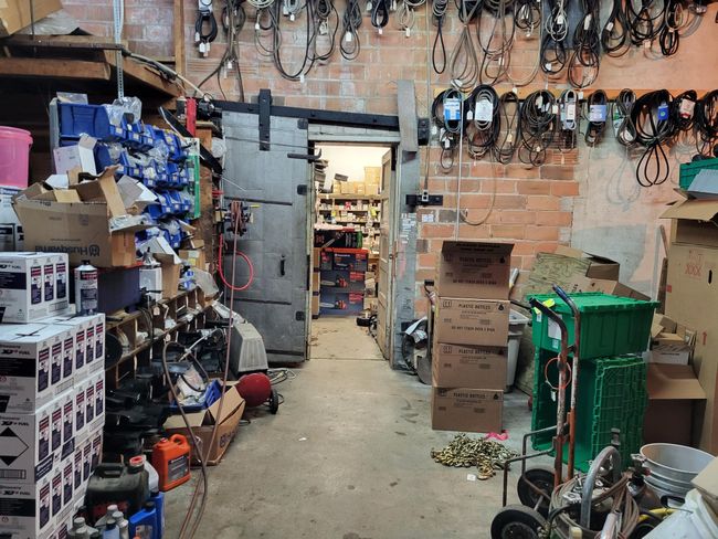 Shop Area | Image 13