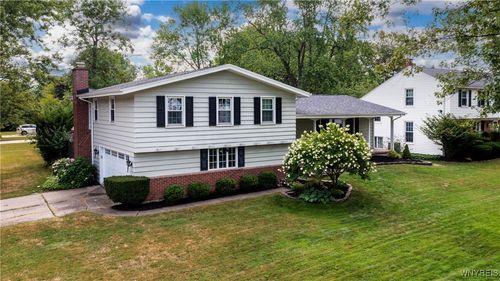 27 Dogwood Road, Amherst, NY, 14221 | Card Image