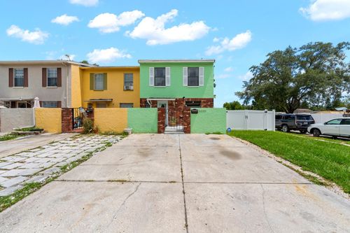 5220 Blane Dr, TEMPLE TERRACE, FL, 33617-4733 | Card Image