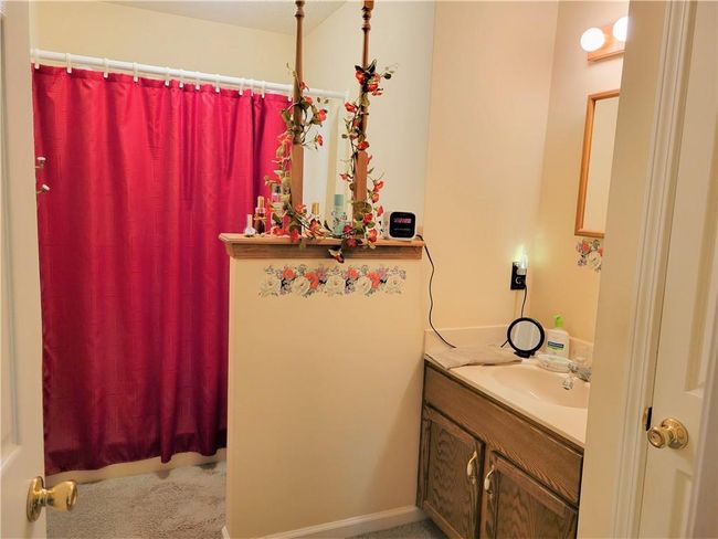 Master bath with walk-in shower | Image 19