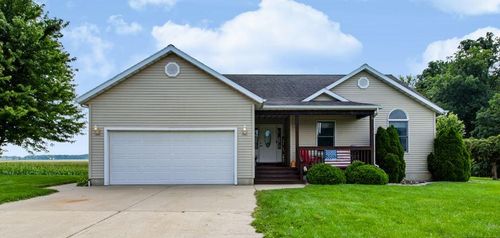 707 Tulip Dr, Three Oaks, MI, 49128-1177 | Card Image