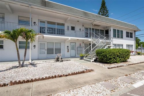 apt-b9-1221 Drew St, CLEARWATER, FL, 33755-4930 | Card Image