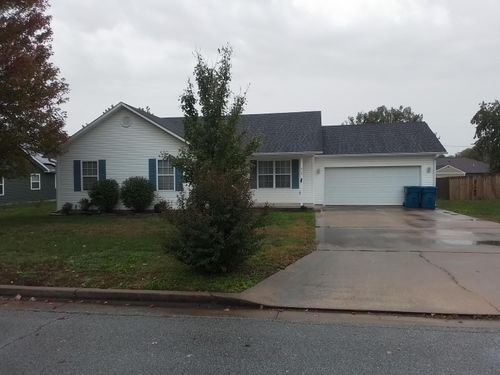 912 E Amber Dr, Oronogo, MO, 64855-8153 | Card Image