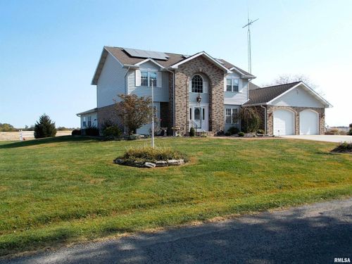 210 N Cherry St, Hoffman, IL, 62250-1022 | Card Image