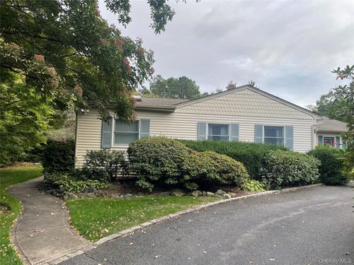 54 Old Brook Rd, Dix Hills, NY, 11746-6432 | Card Image