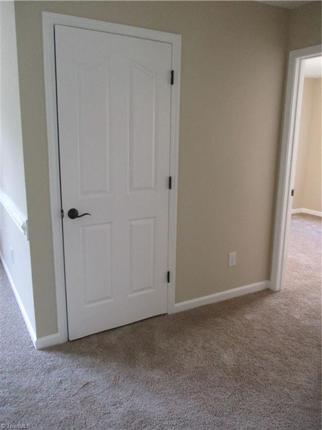 917 Avalon Acres Ln, House other with 3 bedrooms, 3 bathrooms and null parking in High Point NC | Image 16