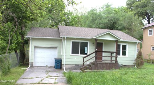 423 S Lincoln St, Neosho, MO, 64850-1735 | Card Image