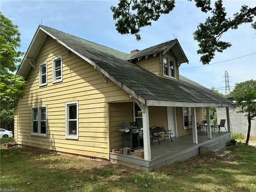 5149 Boone Trl, Millers Creek, NC, 28651-8475 | Card Image