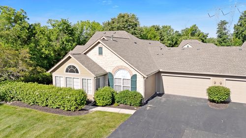 7390 Falls View Cir, Delaware, OH, 43015-6013 | Card Image