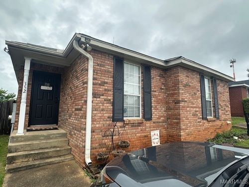 352 Millridge Dr, Millbrook, AL, 36054-1679 | Card Image