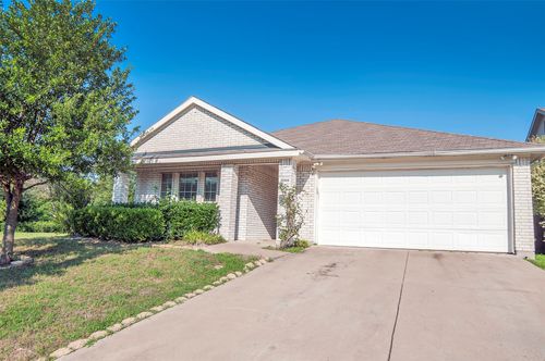 2056 Old Glory Ln, Heartland, TX, 75126-8914 | Card Image