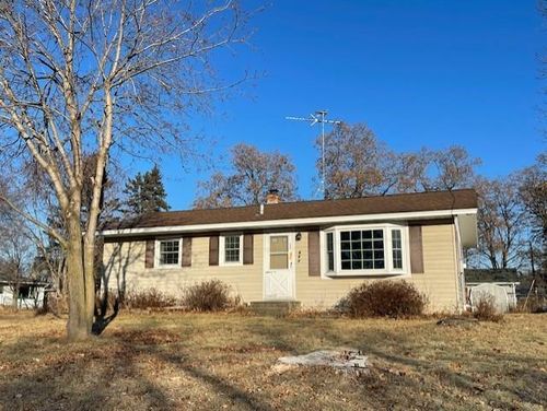 401 Caroll St, Osceola, WI, 54020-8147 | Card Image