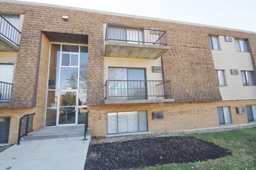 6617 Hearne Rd, Cincinnati, OH, 45248-8408 | Card Image