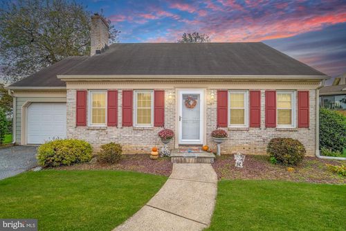 111 Florentine Dr, WILLOW STREET, PA, 17584-9207 | Card Image