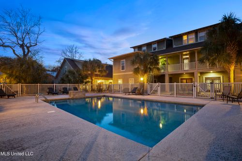 apt-211-922 Porter Ave, Ocean Springs, MS, 39564-4662 | Card Image