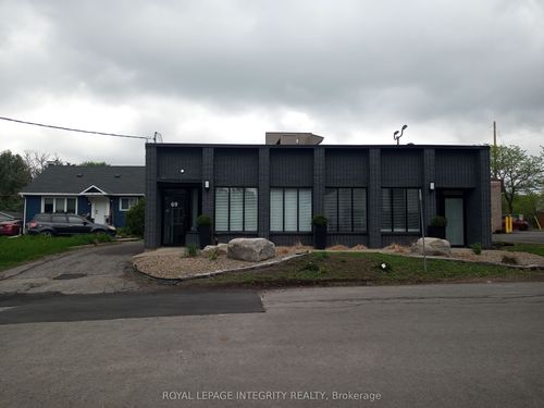 69 Kempster Ave, Ottawa, ON, K2B6M2 | Card Image