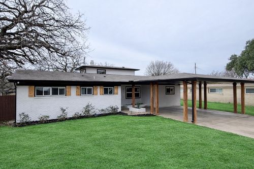 1906 Colony Dr, Irving, TX, 75061-2043 | Card Image