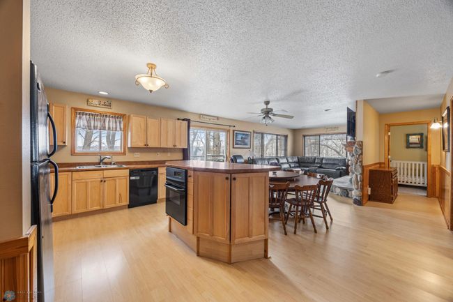 Kitchen | Image 8