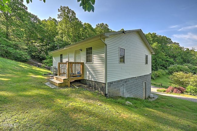 21209 Lime Hill Rd, House other with 4 bedrooms, 2 bathrooms and null parking in Bristol VA | Image 32