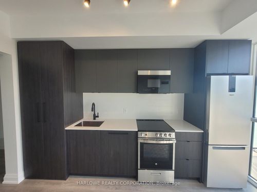 506-2369 Danforth Ave, Toronto, ON, M4C0B1 | Card Image