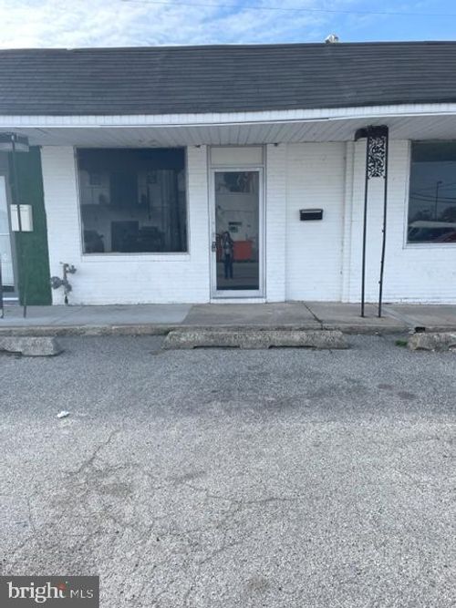 2107 Old Orems Rd, BALTIMORE, MD, 21220-4116 | Card Image