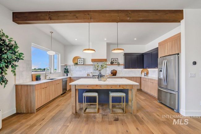 2282 E 4400 N, House other with 4 bedrooms, 4 bathrooms and 3 parking in Filer ID | Image 14