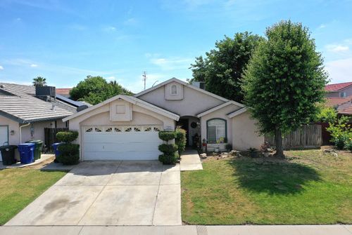 1322 W Pamela Lane, Dinuba, CA, 93618 | Card Image
