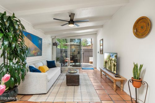 303-3036 N 32nd St, Phoenix, AZ, 85018-6824 | Card Image