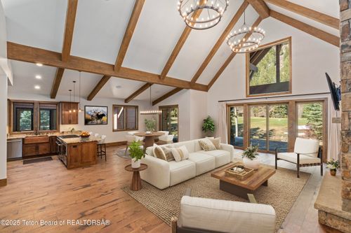 15620 S Wagon Rd, Jackson, WY, 83001-2538 | Card Image