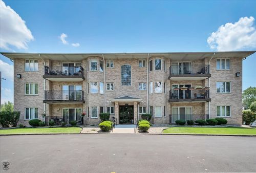 apt-1a-10228 Southwest Hwy, Chicago Ridge, IL, 60415-1498 | Card Image