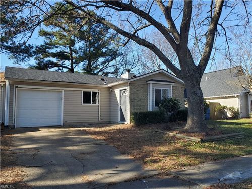 1425 Goldfinch Ln, Virginia Beach, VA, 23454-5540 | Card Image