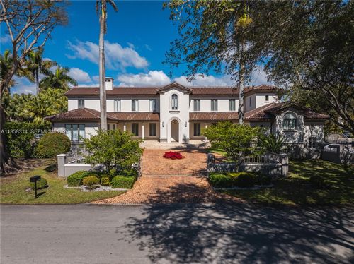 165 Paloma Dr, Coral Gables, FL, 33143-6538 | Card Image