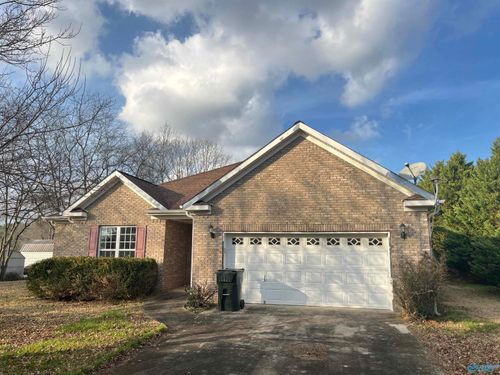 117 Hubert Rd, New Market, AL, 35761-9716 | Card Image