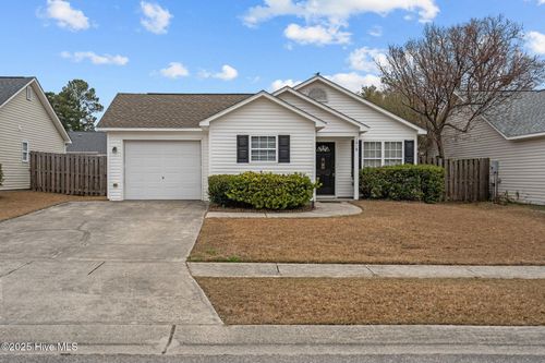 1018 Ashland Way, Leland, NC, 28451-9112 | Card Image