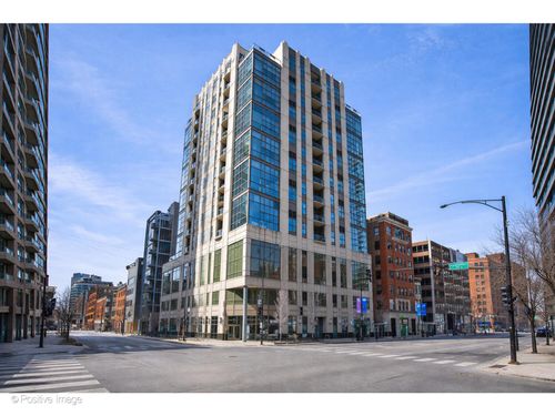 1105-150 W Superior St, Chicago, IL, 60654-8709 | Card Image