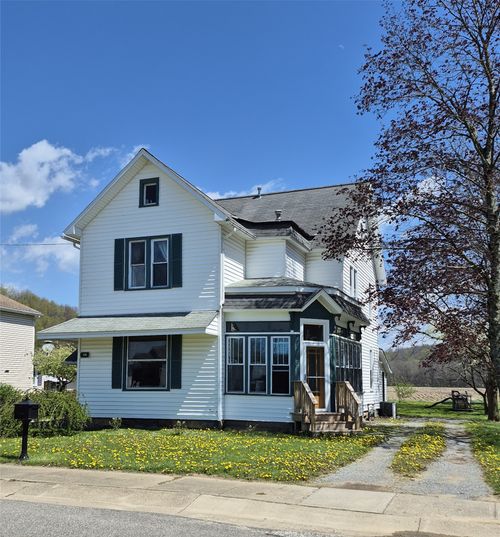 108 North St, Cochranton, PA, 16314-9708 | Card Image