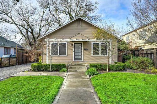 425 J Street, Davis, CA, 95616 | Card Image