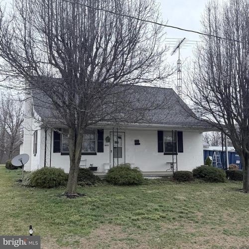 1077 Paper Mill Rd, CHAMBERSBURG, PA, 17202-9496 | Card Image