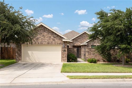 5116 Escondido Pass, McAllen, TX, 78504-9000 | Card Image