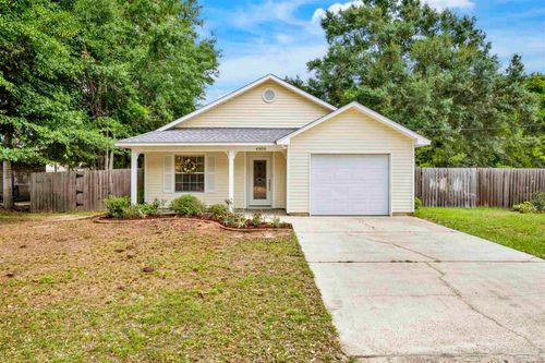 4806 Fairoaks Dr, Pace, FL, 32571 | Card Image