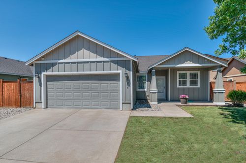 20076 Mount Hope Ln, Bend, OR, 97702-3259 | Card Image
