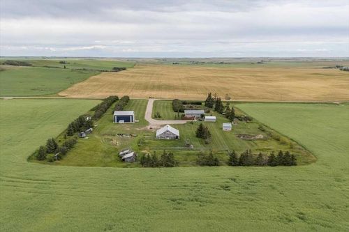 334078 Range Road 241, Trochu, AB, T0M2C0 | Card Image