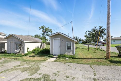 507 S Maryland Ave, Claremore, OK, 74017-8146 | Card Image