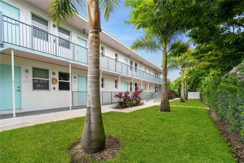 9-1950 Nw 2nd Ct, Miami, FL, 33136-1334 | Card Image