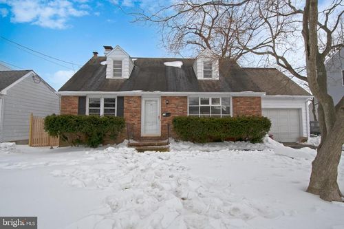 15 Carolina Ave, MORRISVILLE, PA, 19067-7516 | Card Image